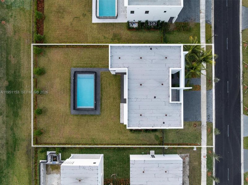 Community amenities in , Weston (Image 54).