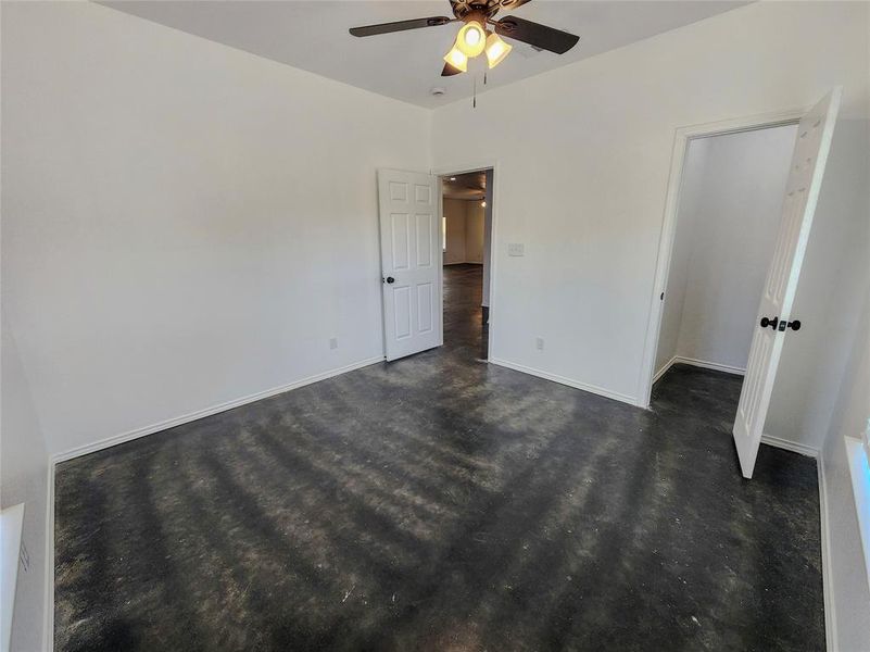 Spacious, unfurnished interior of a new home in , Kennedale (Image 22).