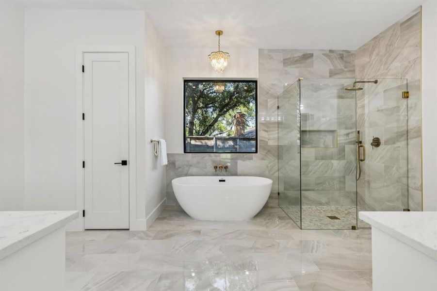 Furnished interior view inside a new home in , Dallas (Image 14).