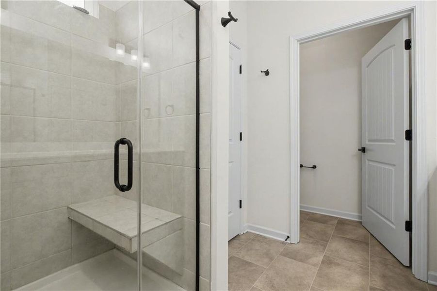 Furnished interior view inside a new home in , Cartersville (Image 7).