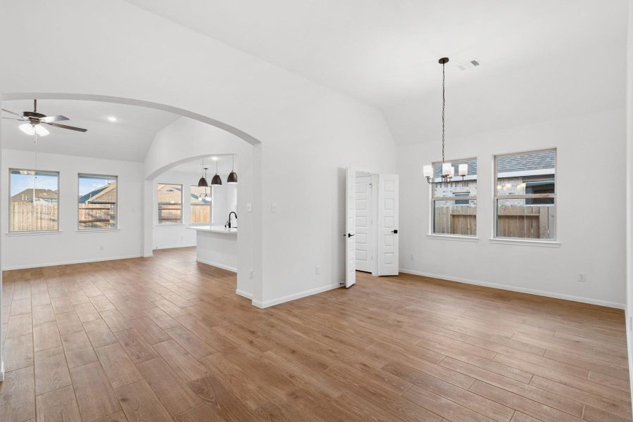 Elegant dining room (*Photo not of actual home and used for illustration purposes only.)