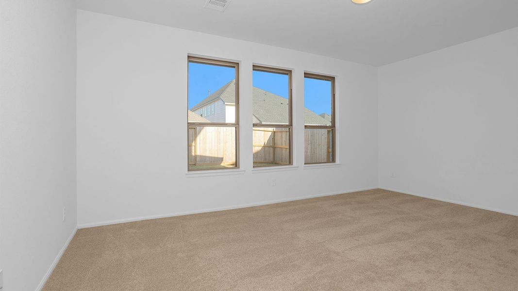 Spacious, unfurnished interior of a new home in Candela South 40', Richmond (Image 7).