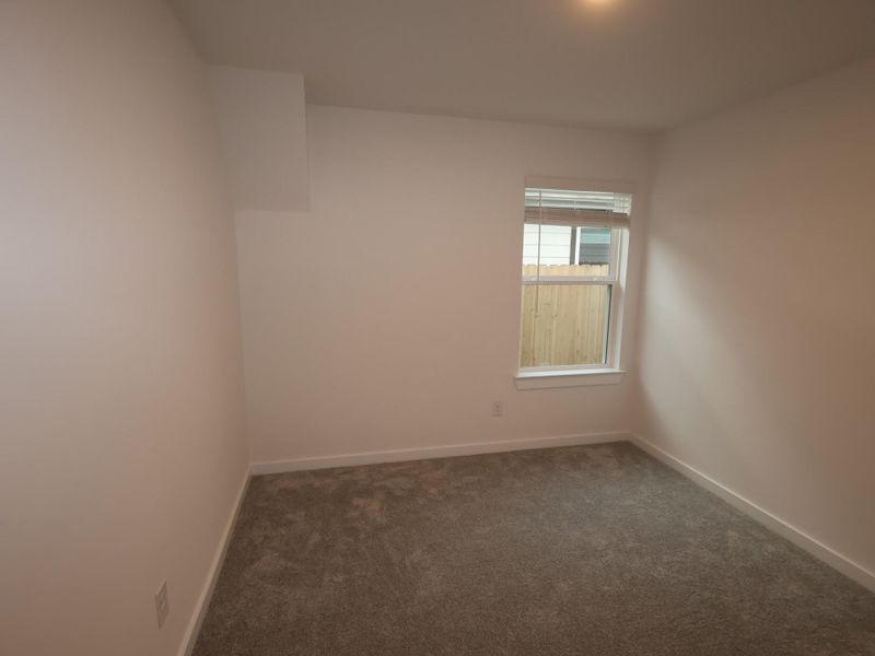 Spacious, unfurnished interior of a new home in Ambrose, La Marque (Image 11).