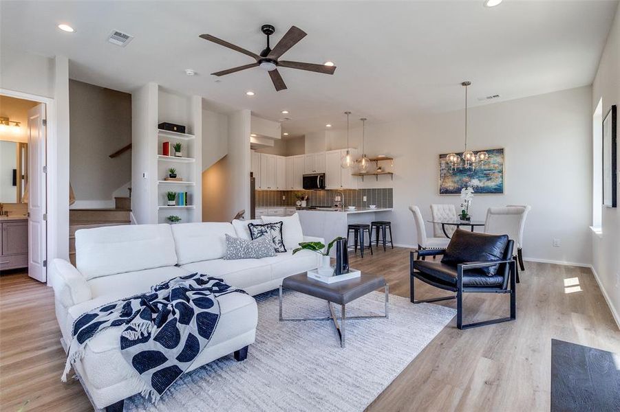 Furnished interior view inside a new home in , Dallas (Image 16). Furnished interior view inside a new home in , Dallas (Image 16).