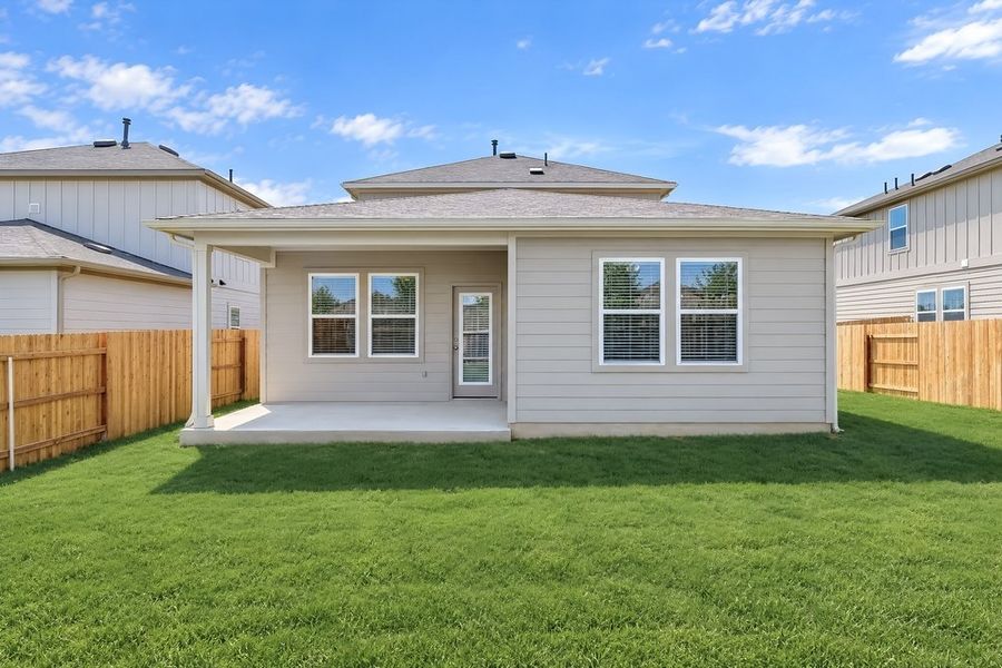 Exterior details and patio area of a home in Sunfield, Buda (Image 27).