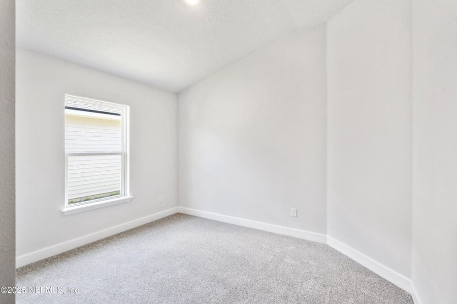 Spacious, unfurnished interior of a new home in Summerglen, Jacksonville (Image 18).