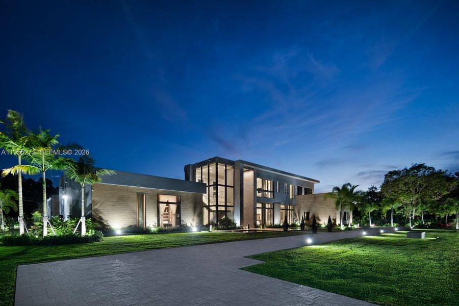 Image 80 of a home in .