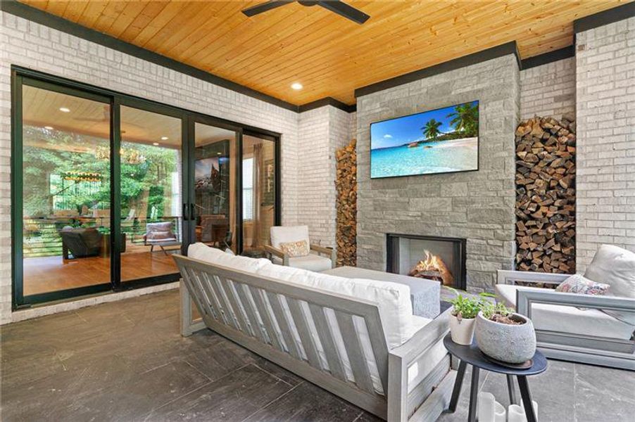 Furnished interior view inside a new home in , Atlanta (Image 45).