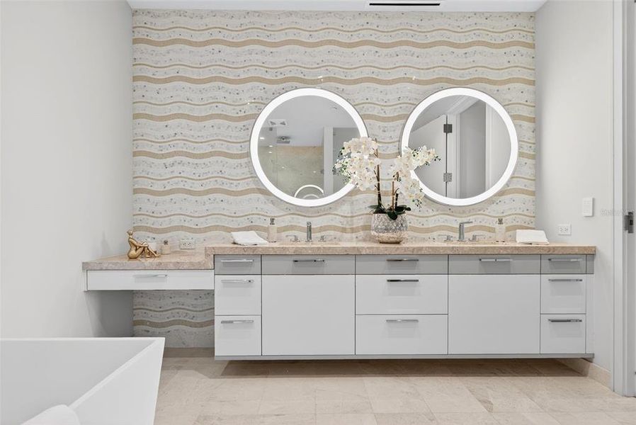 Image 76 of a home in .