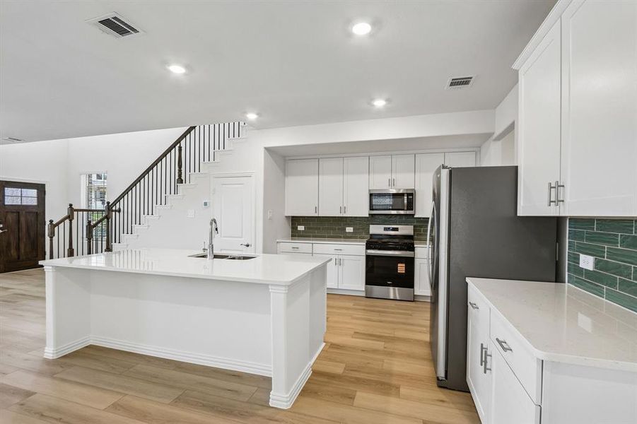 Furnished interior view inside a new home in Oak Ridge Park, Corinth (Image 16).