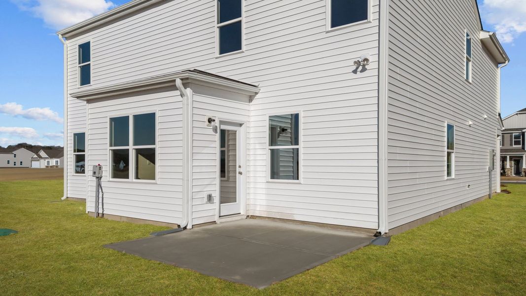Exterior details and patio area of a home in Dail Farm, Farmville (Image 25).