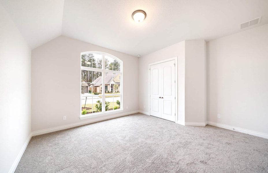 Representative unfurnished interior of a home built from the 2349 by Ravenna Homes in The Highlands 55′, Porter (Image 32). Representative unfurnished interior of a home built from the 2349 by Ravenna Homes in The Highlands 55′, Porter (Image 32).