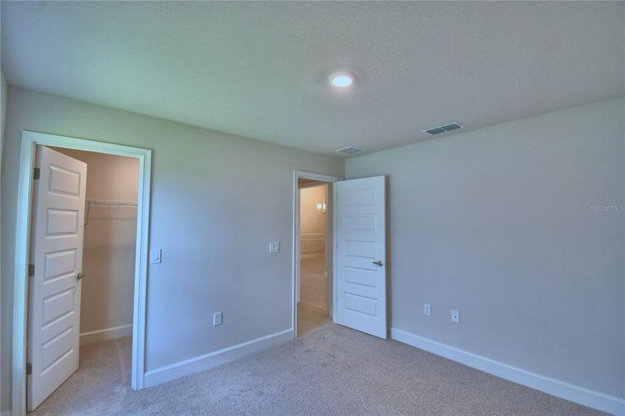 Spacious, unfurnished interior of a new home in Lake Juliana Estates, Auburndale (Image 29). Spacious, unfurnished interior of a new home in Lake Juliana Estates, Auburndale (Image 29).