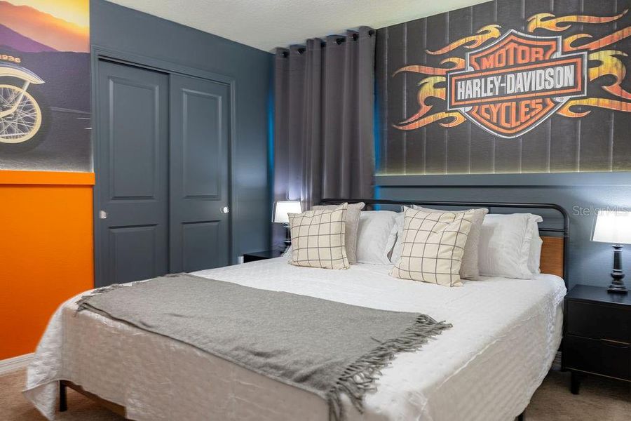 Furnished interior view inside a new home in , Clermont (Image 43).