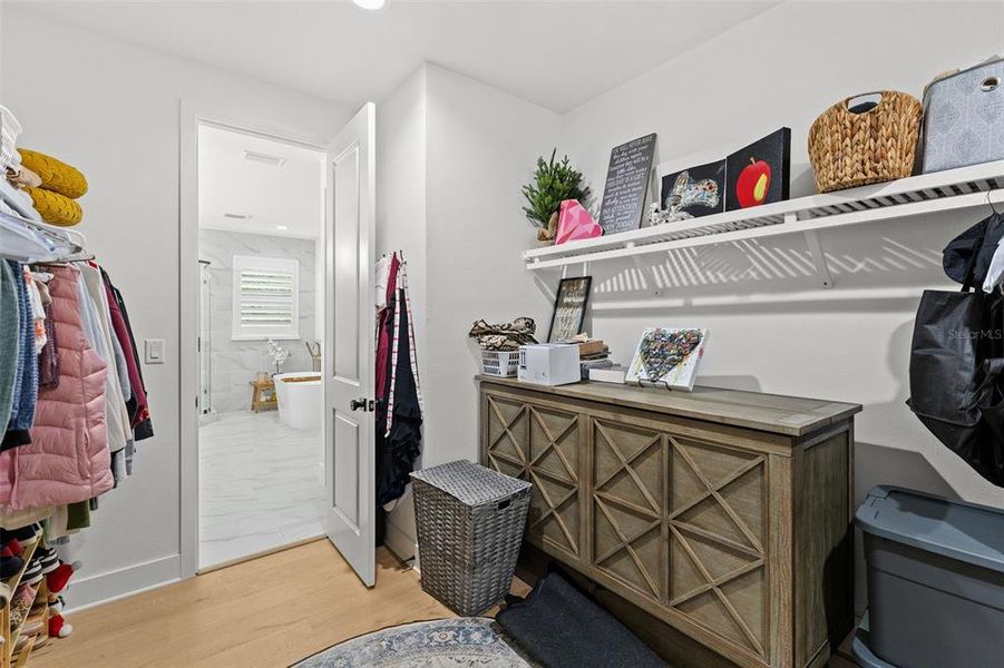 Furnished interior view inside a new home in , Tampa (Image 51).