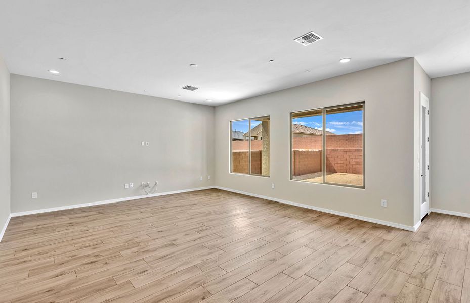 Quick Move-In Home Quick Move-In Home