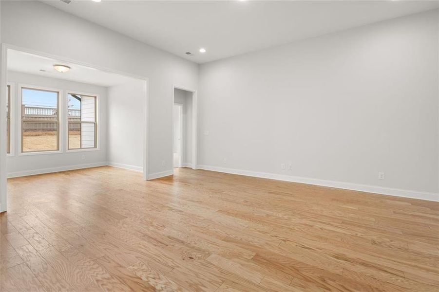 Spacious, unfurnished interior of a new home in Soleil Summit Chase, Snellville (Image 40).