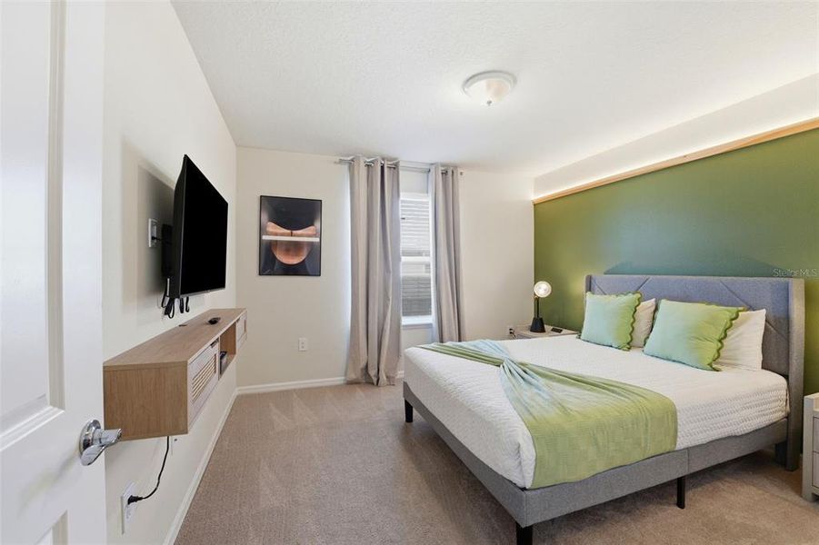 Furnished interior view inside a new home in , Clermont (Image 8).