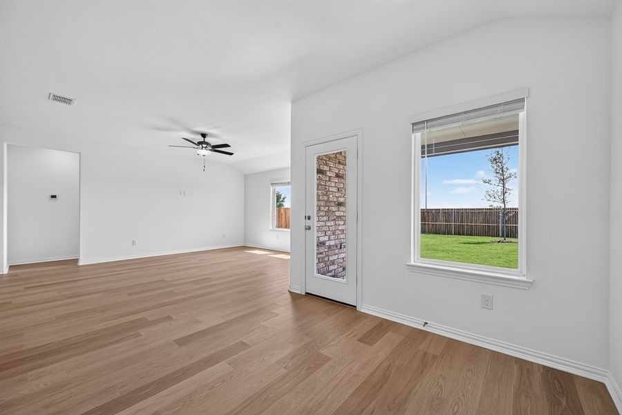 Spacious, unfurnished interior of a new home in Parks at Foster Crossing, Anna (Image 20).