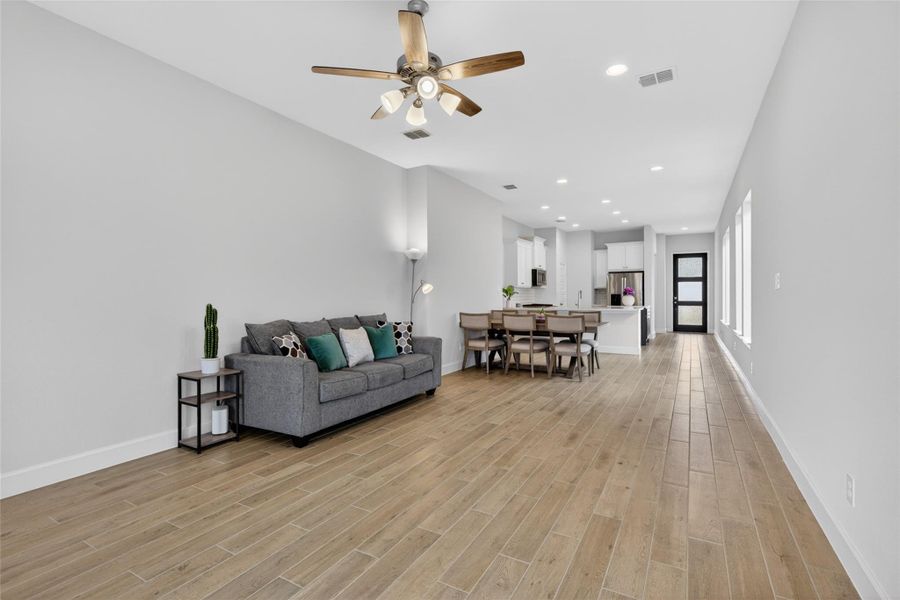 Furnished interior view inside a new home in Jordan Ranch, Fulshear (Image 18).