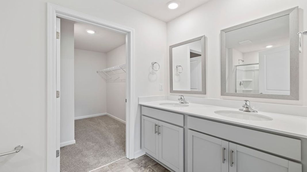 Furnished interior view inside a new home in Treemont Commons, Wellford (Image 8).