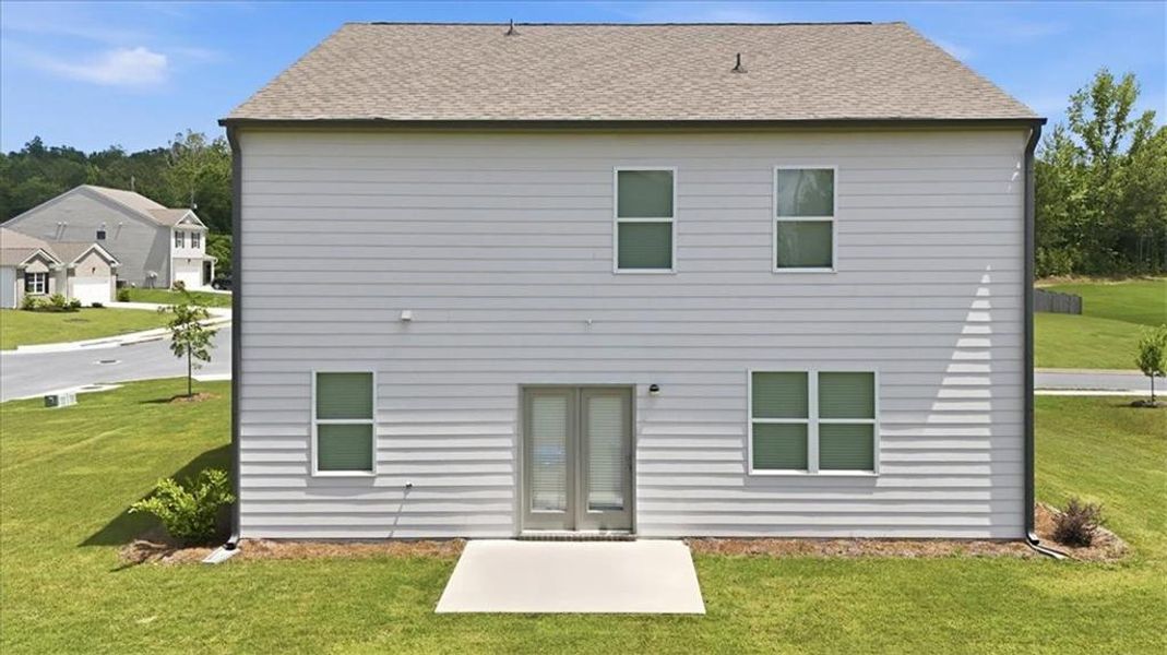 Exterior details and patio area of a home in Oakwood, Dallas (Image 4).