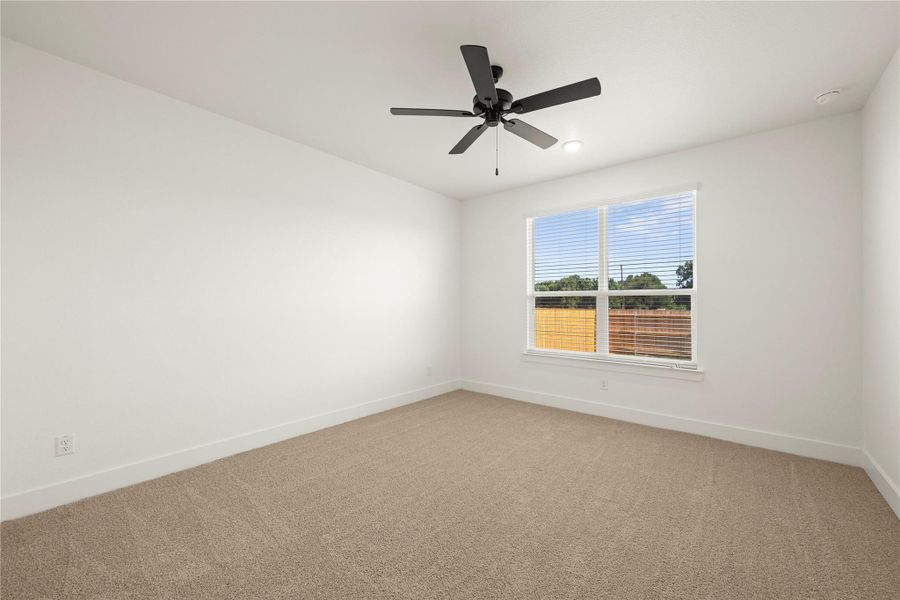 Spacious, unfurnished interior of a new home in Rancho San Gabriel, Georgetown (Image 13).
