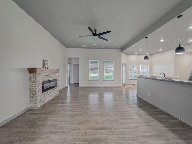 Image 33 of a home in .