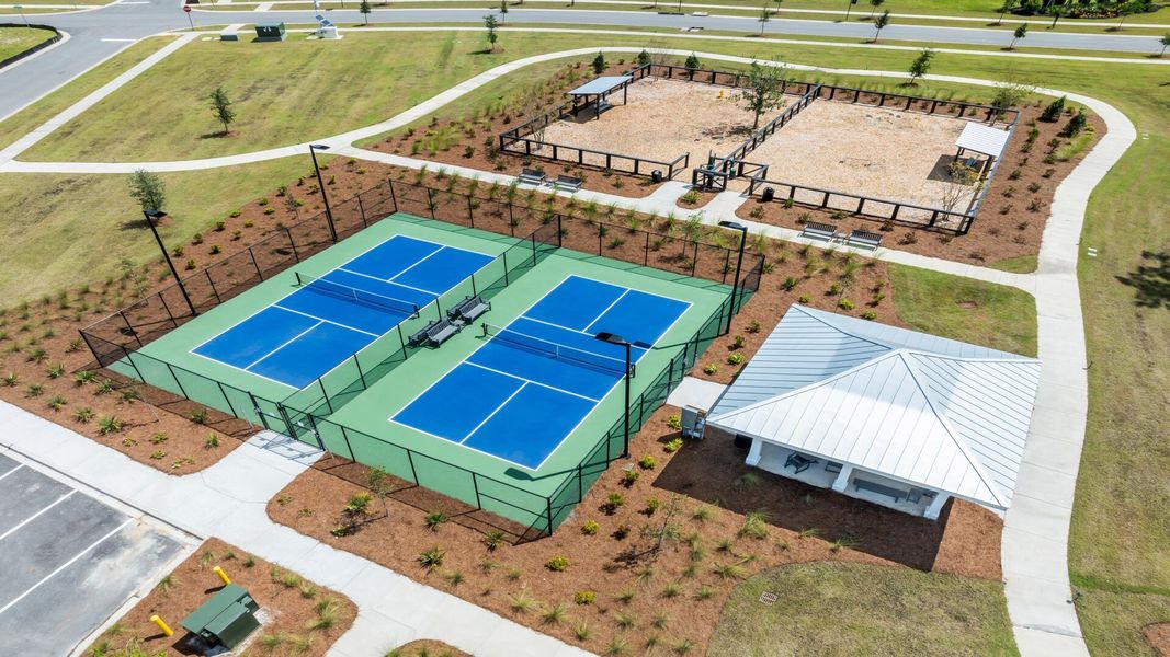 Community amenities in Summerwind Crossing at Lakes of Cane Bay, Summerville (Image 7). Community amenities in Summerwind Crossing at Lakes of Cane Bay, Summerville (Image 7).