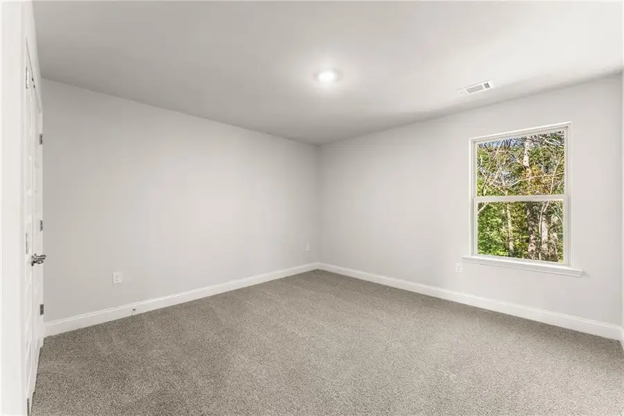Spacious, unfurnished interior of a new home in Magnolia Villas, Cornelia (Image 16).