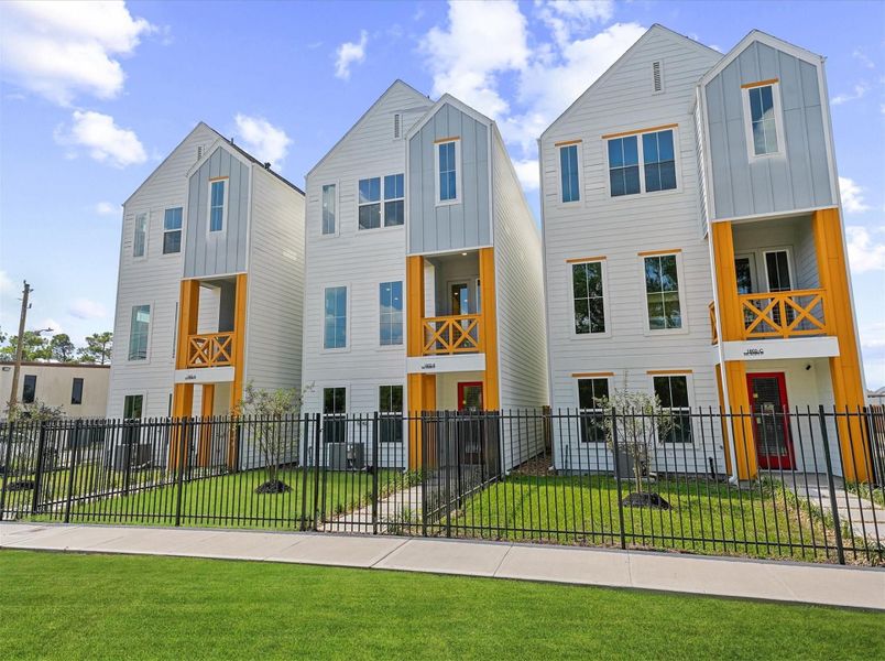 Front exterior of a new home in , Houston, TX, highlighting curb appeal (Image 1). Front exterior of a new home in , Houston, TX, highlighting curb appeal (Image 1).