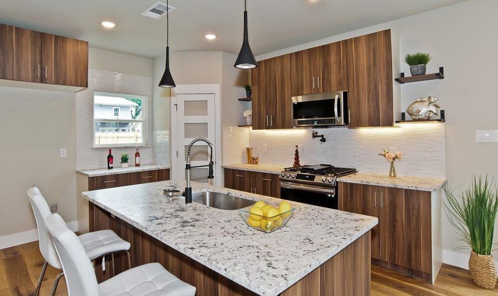 Furnished interior view inside a new home in , Dallas (Image 26). Furnished interior view inside a new home in , Dallas (Image 26).