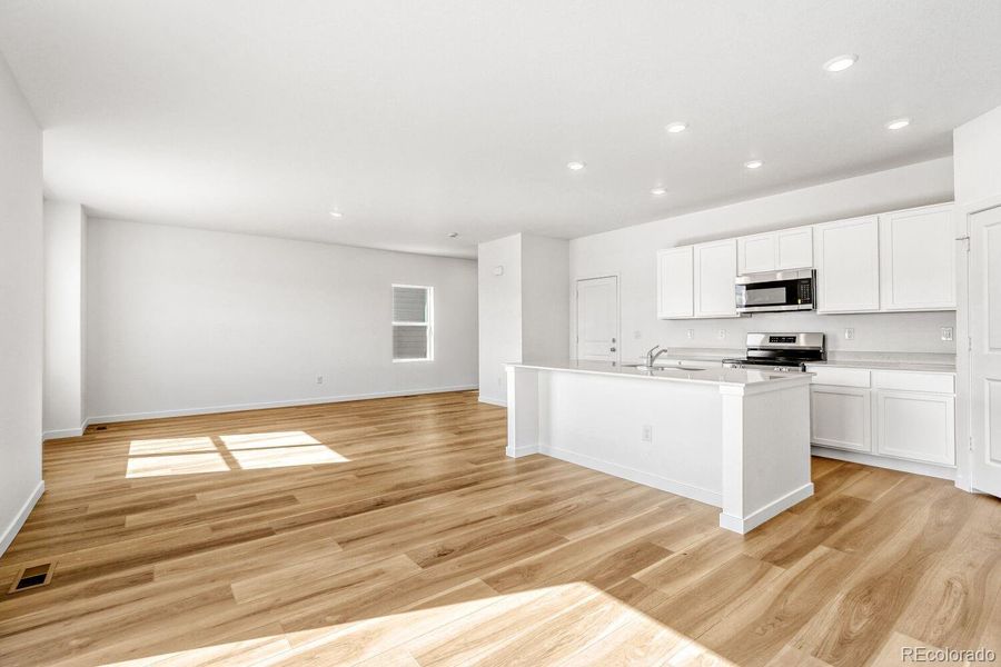 Spacious, unfurnished interior of a new home in Muegge Farms, Bennett (Image 9).