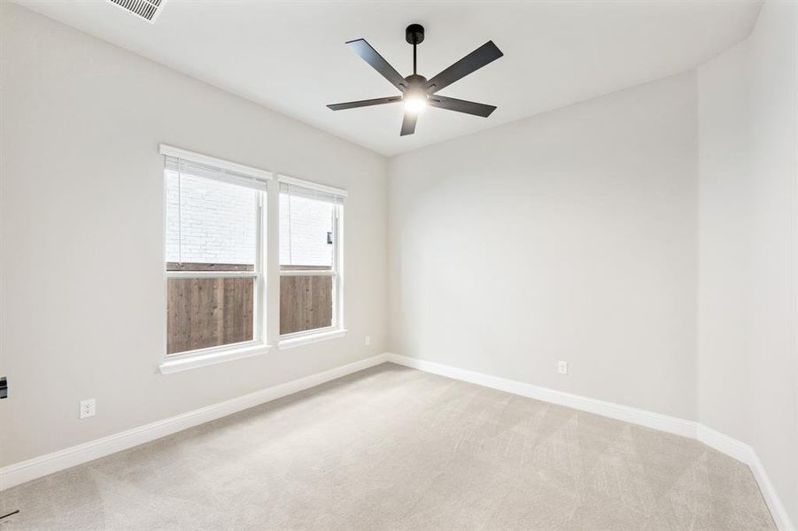 Spacious, unfurnished interior of a new home in Sonoma Verde, McLendon-Chisholm (Image 25).