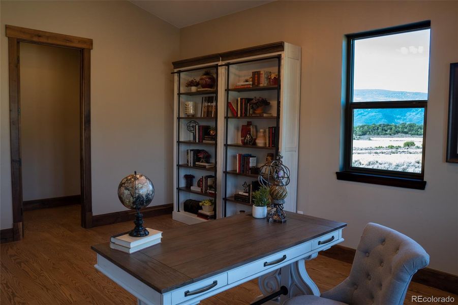 Furnished interior view inside a new home in , Glenwood Springs (Image 37).