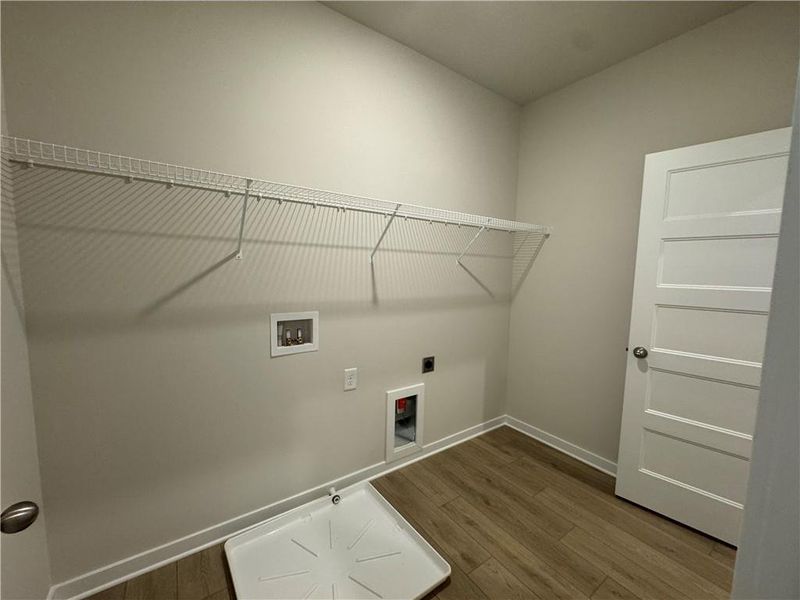 Spacious, unfurnished interior of a new home in Rosewood Lake Preserve, Hoschton (Image 30).