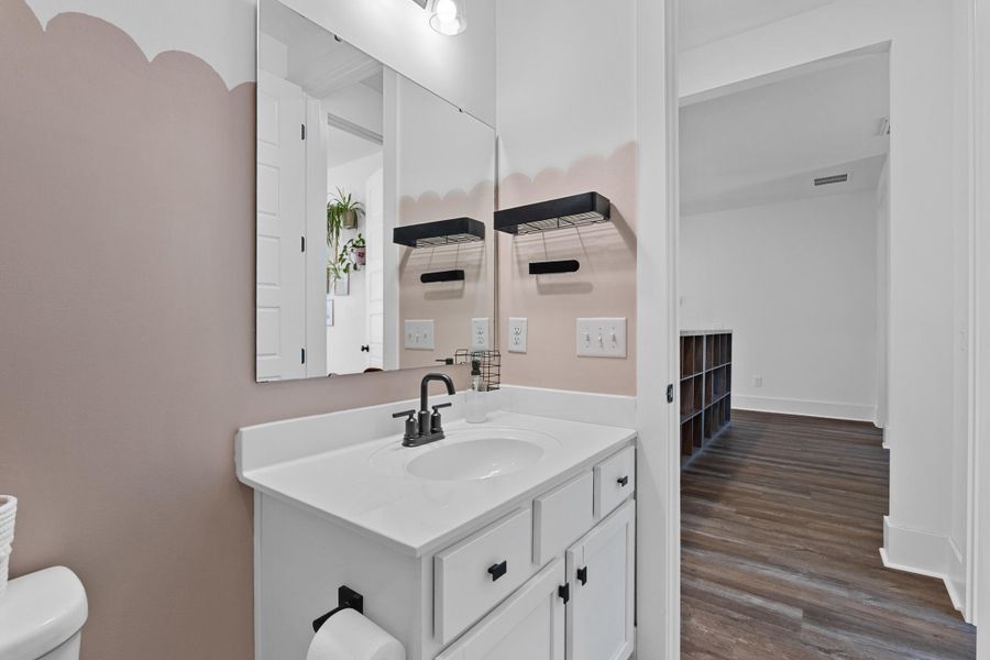 Furnished interior view inside a new home in , Ravenel (Image 15).