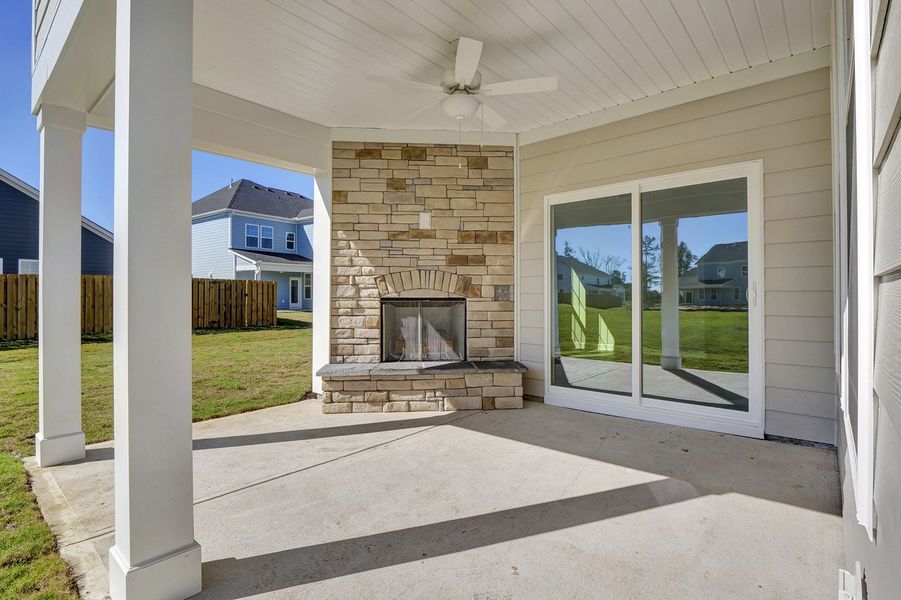 Exterior details and patio area of a home in Grand Park, Leland (Image 4).