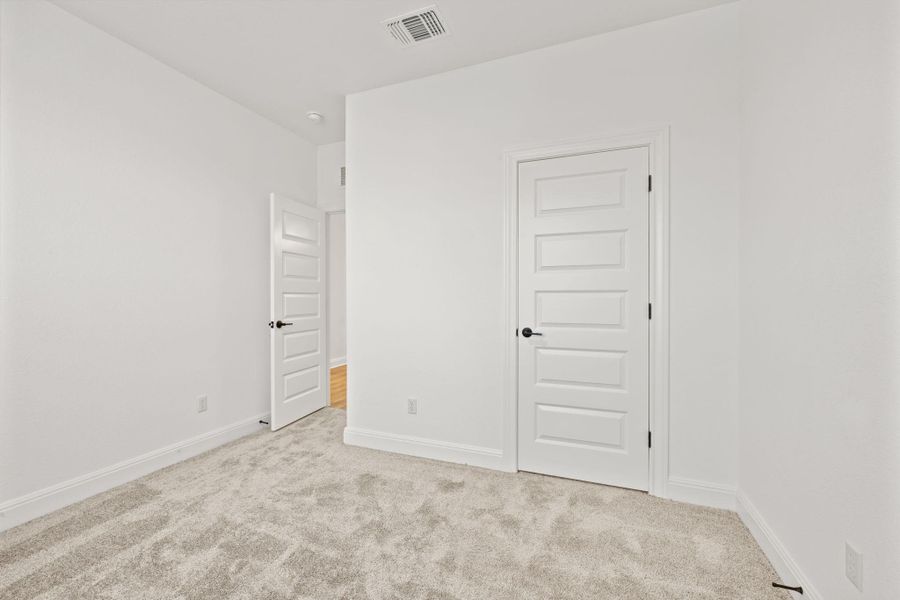 Spacious, unfurnished interior of a new home in Lagos, Manor (Image 13). Spacious, unfurnished interior of a new home in Lagos, Manor (Image 13).