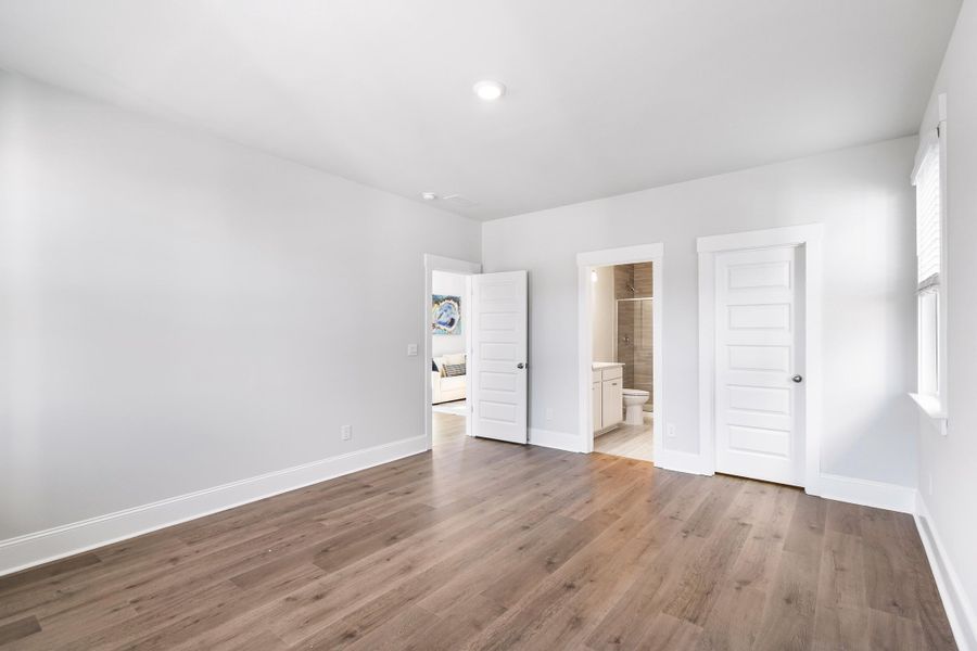 Spacious, unfurnished interior of a new home in Rivers Reach, Yemassee (Image 20).