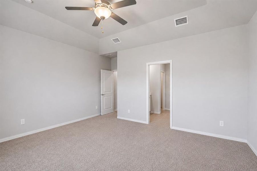 Spacious, unfurnished interior of a new home in Lakehaven - Premier Series, Farmersville (Image 19). Spacious, unfurnished interior of a new home in Lakehaven - Premier Series, Farmersville (Image 19).
