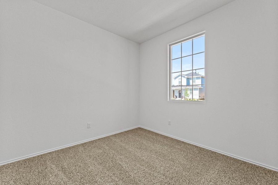 Spacious, unfurnished interior of a new home in Valverde, Bastrop (Image 18).