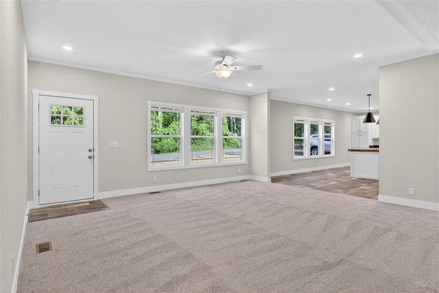 Spacious, unfurnished interior of a new home in , Waleska (Image 35).