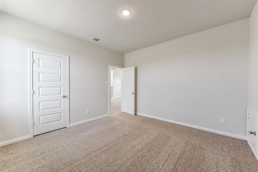Spacious, unfurnished interior of a new home in Colony at Pinehurst, Pinehurst (Image 37). Spacious, unfurnished interior of a new home in Colony at Pinehurst, Pinehurst (Image 37).