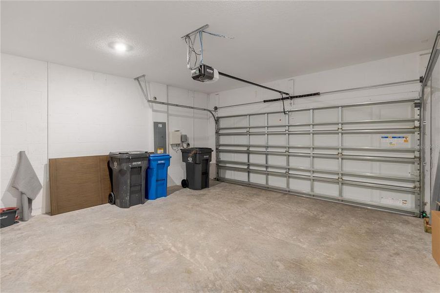 Spacious, unfurnished interior of a new home in , Riverview (Image 61). Spacious, unfurnished interior of a new home in , Riverview (Image 61).