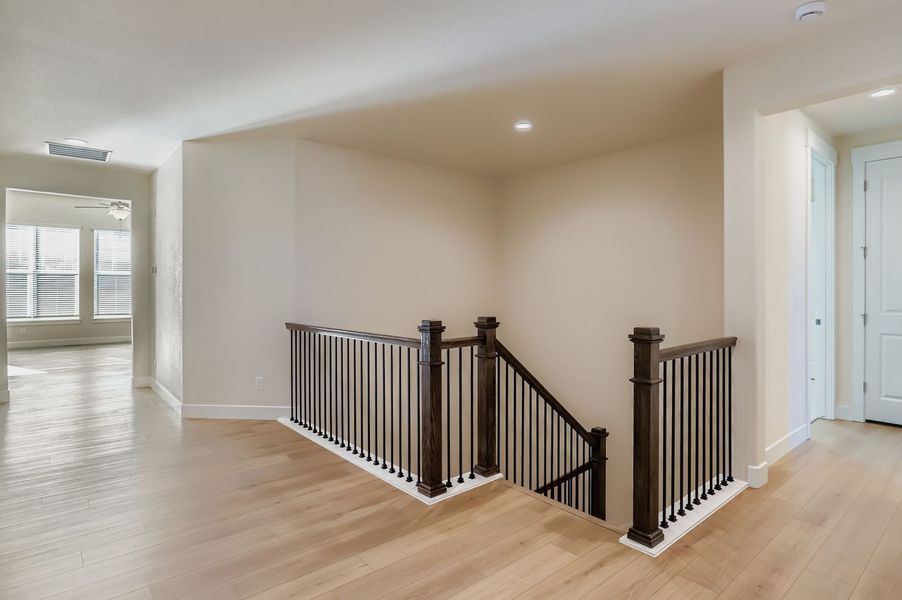 1829 Flourish - Stairway 1829 Flourish - Stairway