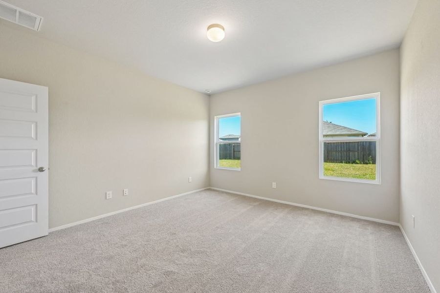 Spacious, unfurnished interior of a new home in Harrington Trails, New Caney (Image 18).