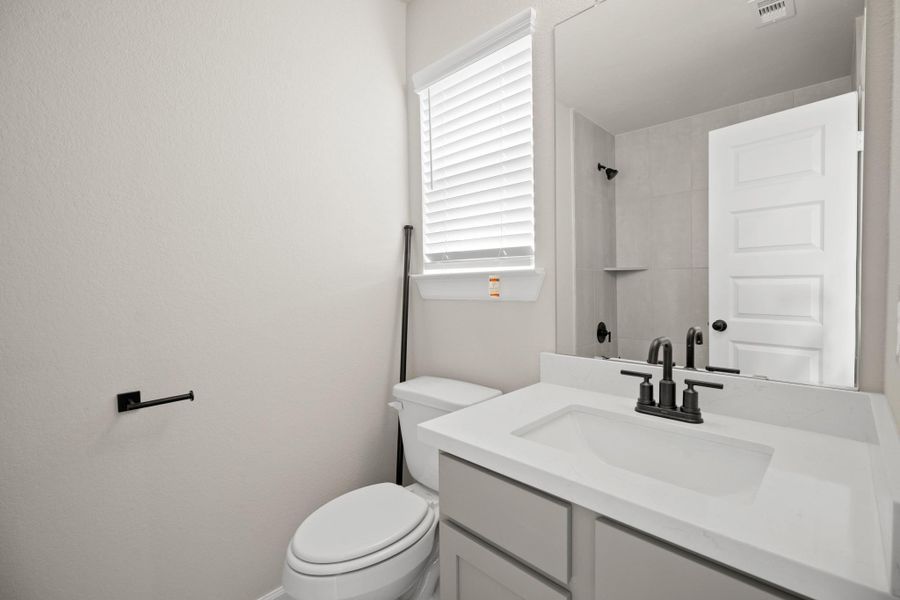 Loft bath (*Photo not of actual home and used for illustration purposes only.)