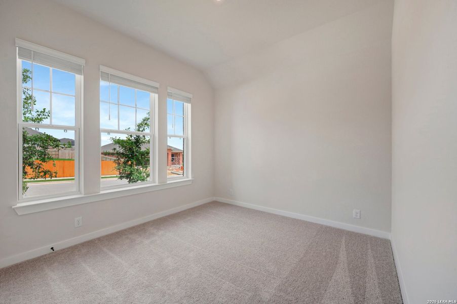 Spacious, unfurnished interior of a new home in Meyer Ranch – Select Reserve Series, New Braunfels (Image 21).