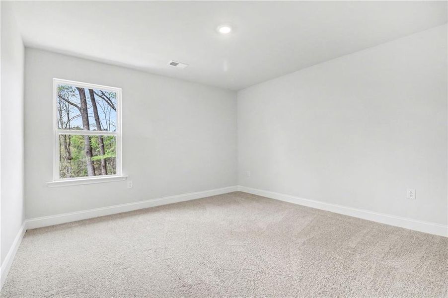 Spacious, unfurnished interior of a new home in Thunder Ridge, Dawsonville (Image 16).